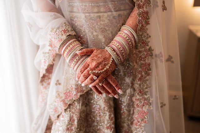 Anika’s henna and bangles in close detail