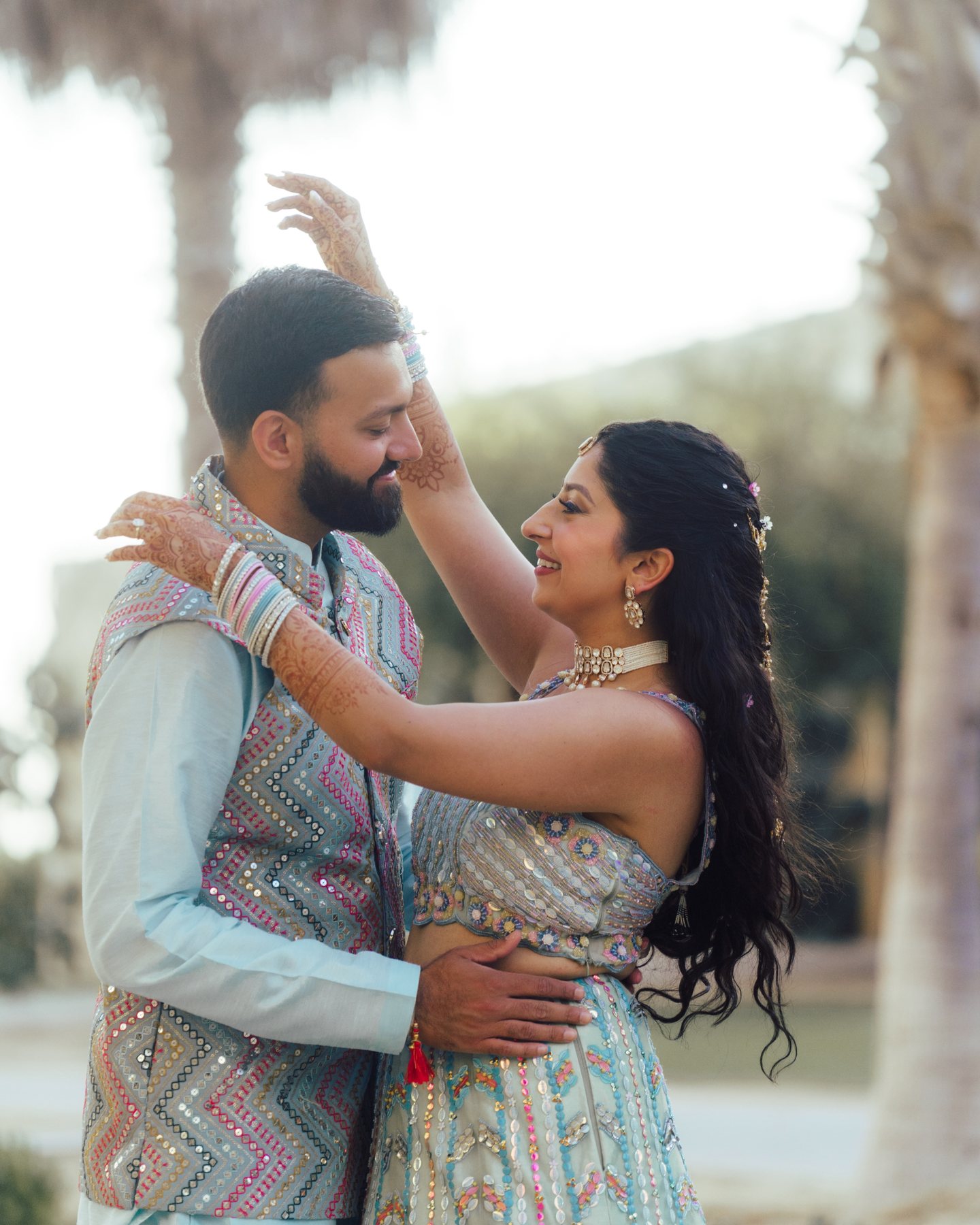 Alisha and Sean in a candid Cabo portrait